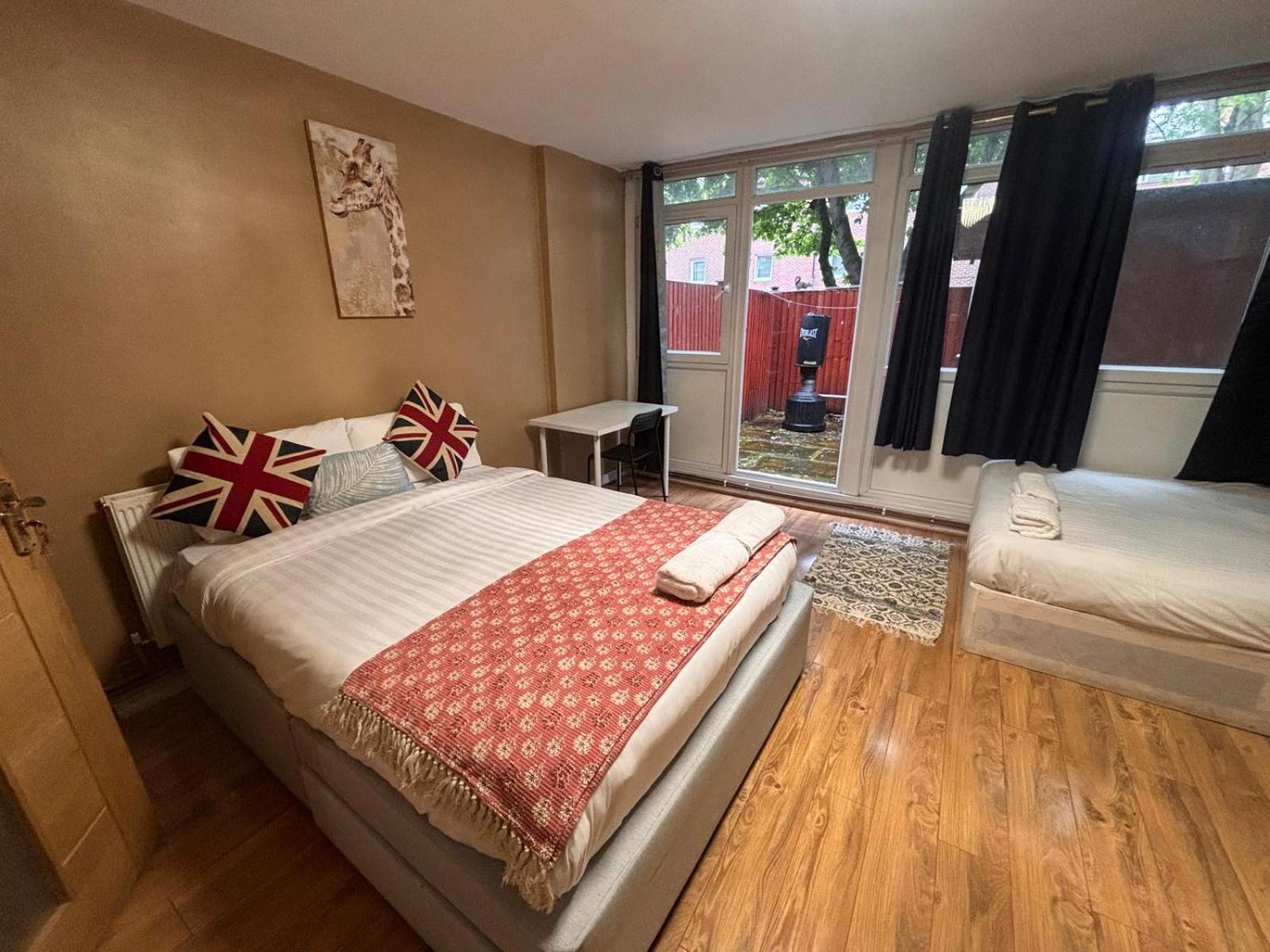런던 Twenty Five B&B 외부 사진