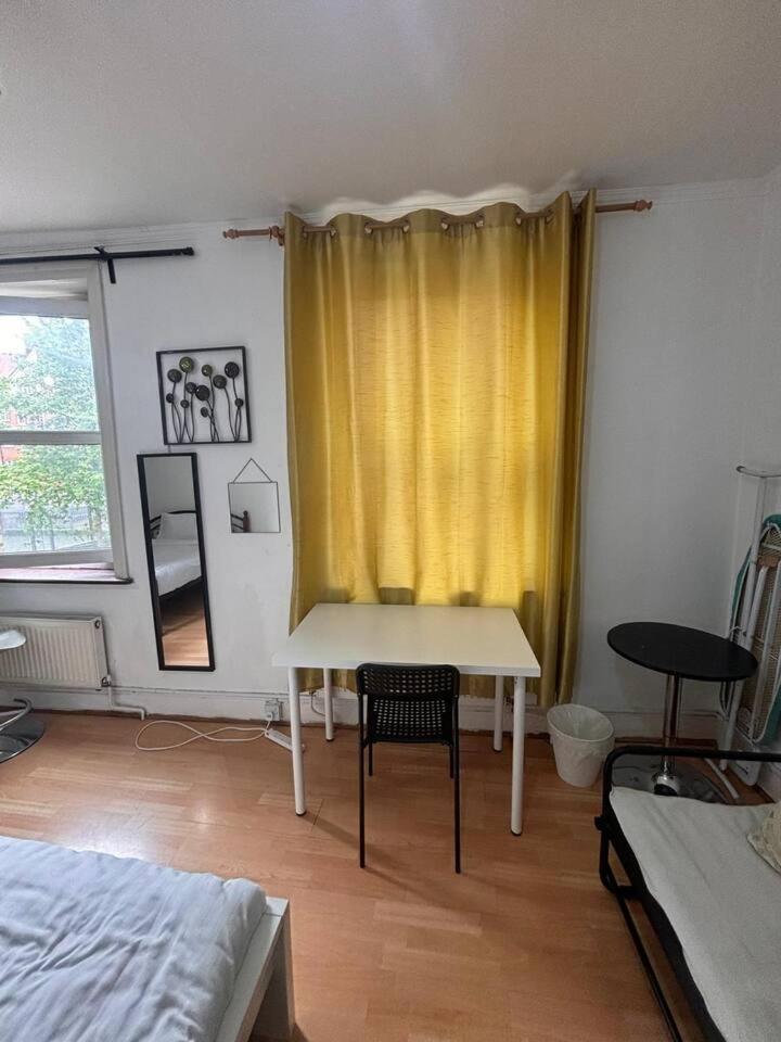 런던 Twenty Five B&B 외부 사진