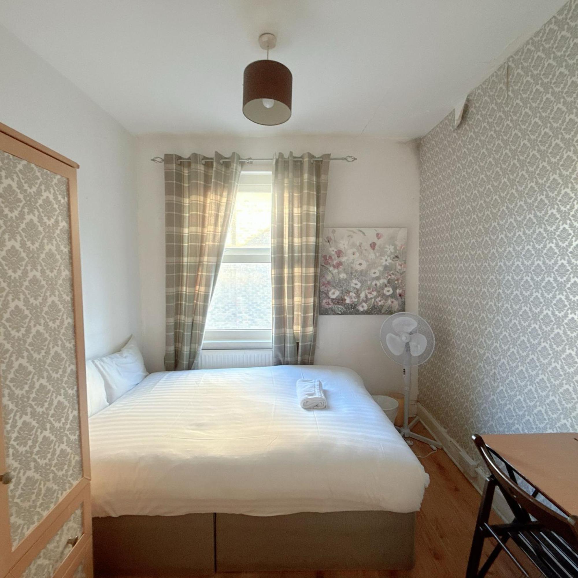 런던 Twenty Five B&B 외부 사진